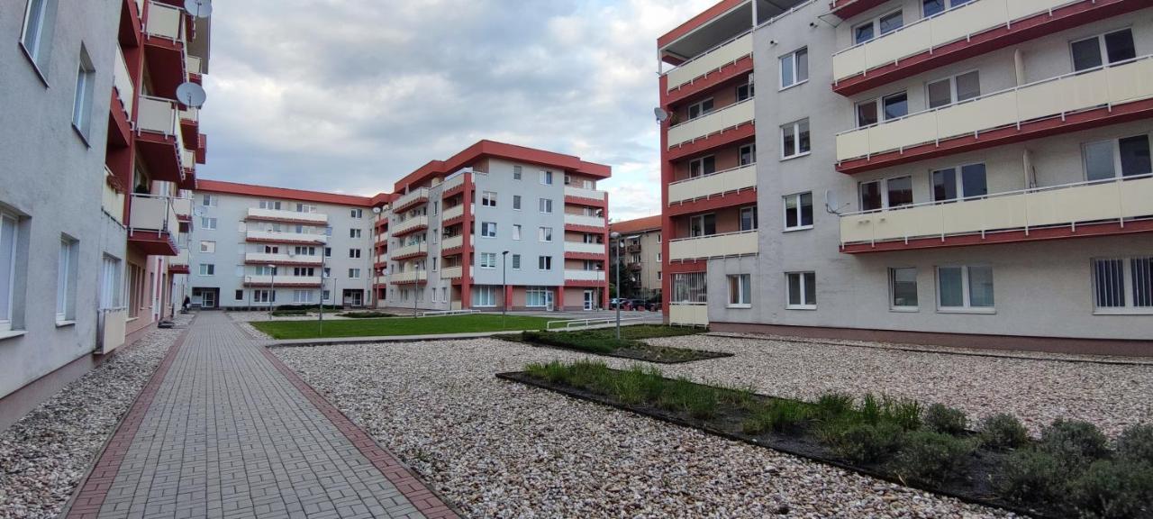 Apartament 2 Izbovy Byt 60M2 V Centre Na Bakossovej, 24H Self Checkin Bańska Bystrzyca Zewnętrze zdjęcie